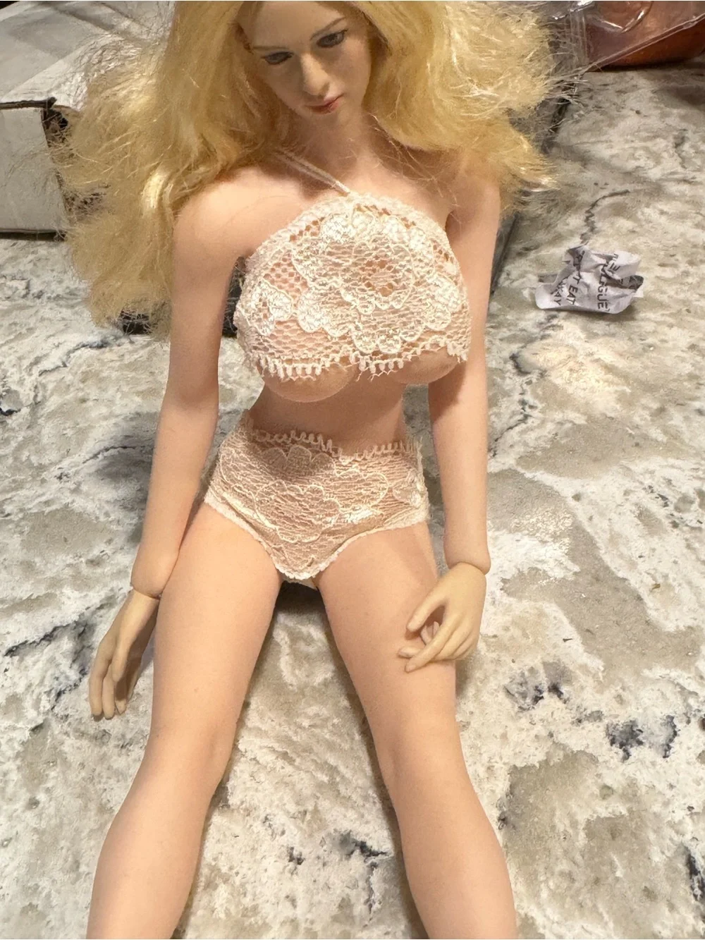 Super flexible 1/6 scale with extra head